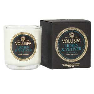 Classy VomitMaison Boxed Votive LightLichen And Vetiver i gruppen Lukta Smultron hos Ask�s Testmilj� 1 (B003112)