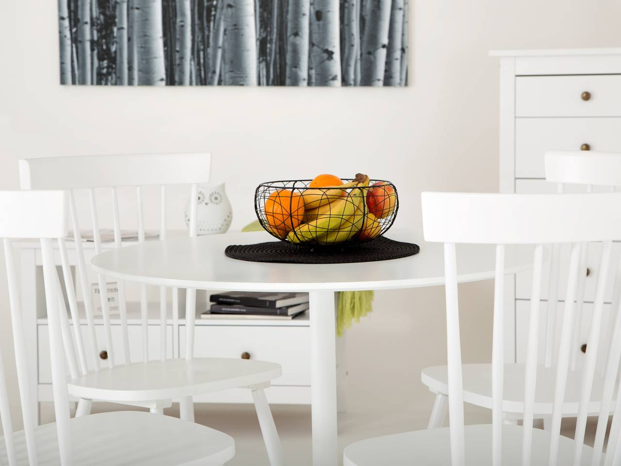 AURORA Bord 90 Vit + 4 SALTVIK Stol Vit